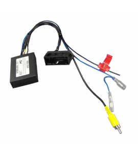 Interface OEM rear view camera (LOW) and aftermarket HU for Skoda (RVC adapter).
