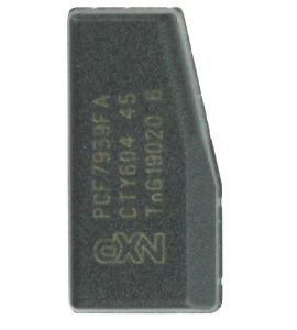 PCF7939 transponder (NXP).